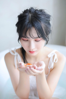 涨精装满肚子上学体育课视频
